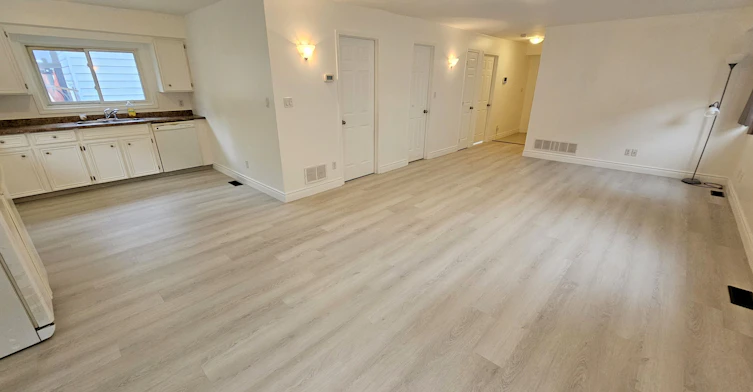 261 Parkway Avenue, Georgina, ON, L4P 2W1 - 3