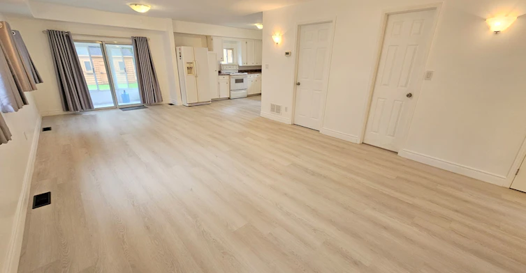 261 Parkway Avenue, Georgina, ON, L4P 2W1 - 5