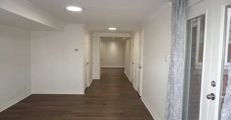 Basement-364 Kirby Crescent, Newmarket, ON, L3X 1G8 - 3