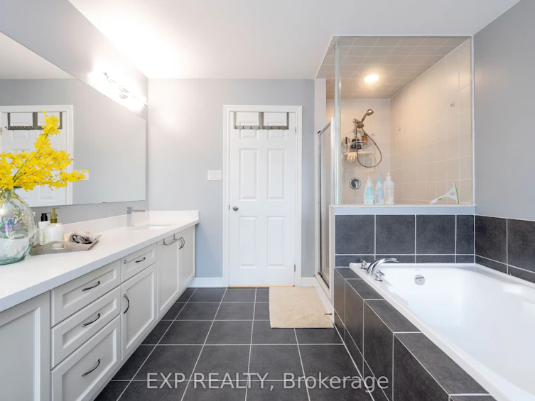 102 Serano Crescent, Richmond Hill, ON, L4E 0R7 - 28