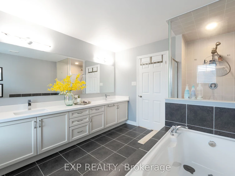 102 Serano Crescent, Richmond Hill, ON, L4E 0R7 - 29