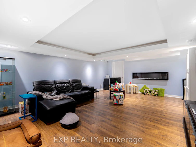 102 Serano Crescent, Richmond Hill, ON, L4E 0R7 - 43