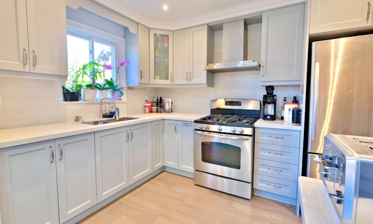 109 Tangmere Crescent