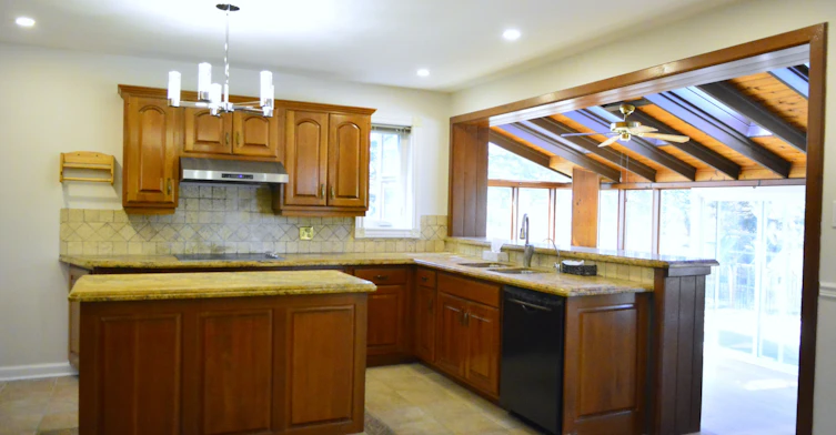 1998 Green Lane E, East Gwillimbury, ON, L9N 0M1 - 14
