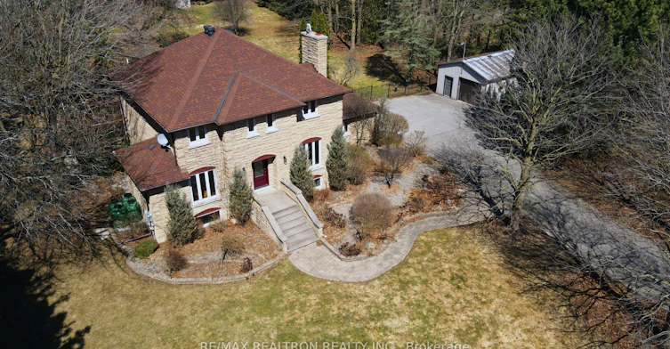 1998 Green Lane E, East Gwillimbury, ON, L9N 0M1