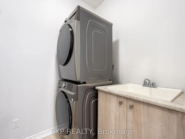 51 Ahchie Court, Vaughan, ON, L6A 5E5 - 34