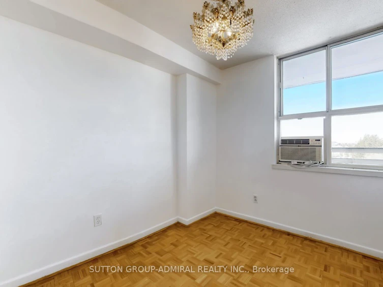 901-80 Inverlochy Boulevard, Markham, ON, L3T 4P3 - 6