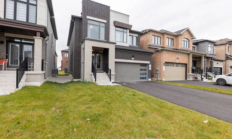 163 Fallharvest Way
