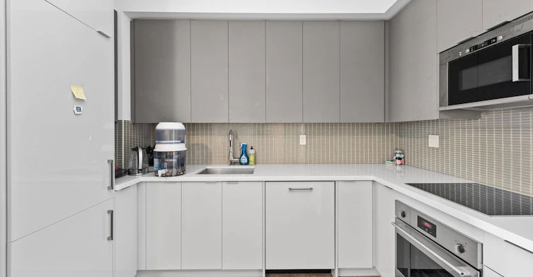 2504-2908 7 Highway, Vaughan, ON, L4K 0K5 - 2