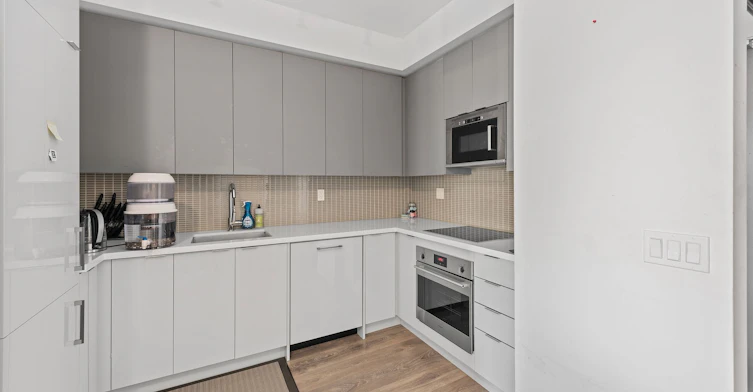 2504-2908 7 Highway, Vaughan, ON, L4K 0K5 - 3