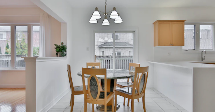 15 Briarglen Road, Markham, ON, L6C 2K5 - 16