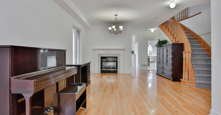15 Briarglen Road, Markham, ON, L6C 2K5 - 8
