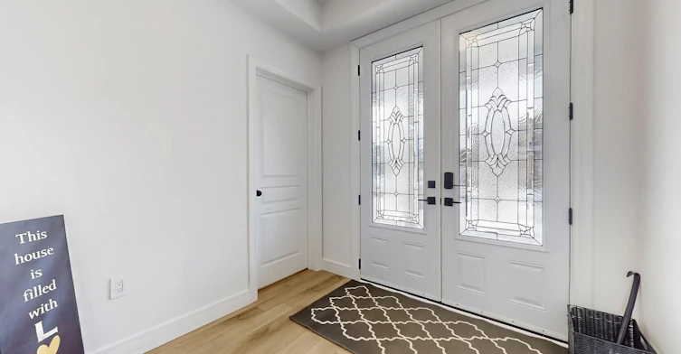 Upper Level & main level-25 Bache Avenue, Georgina, ON, L4P 0C7 - 22