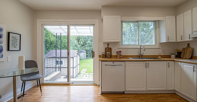 978 Wildwood Drive, Newmarket, ON, L3Y 2B5 - 9