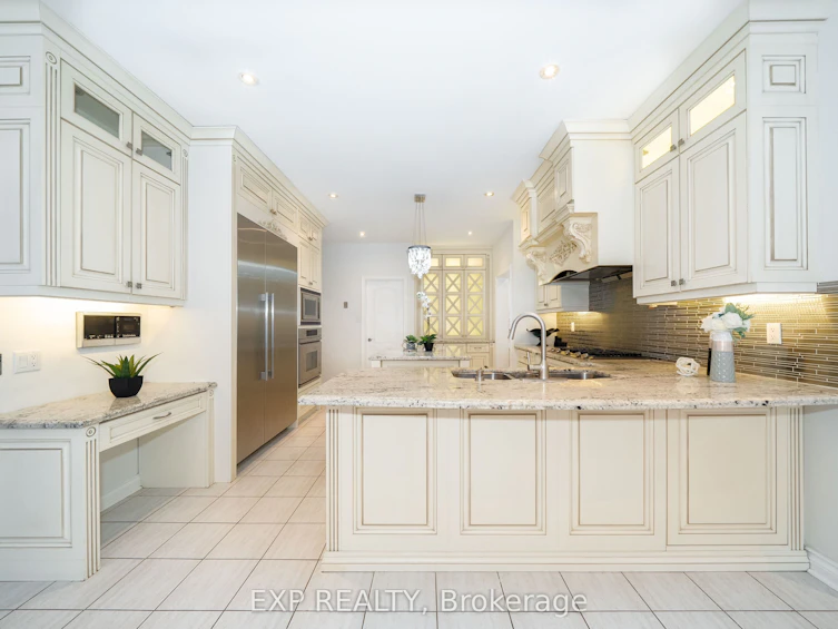 10 Edmund Crescent, Richmond Hill, ON, L4B 2X9 - 20