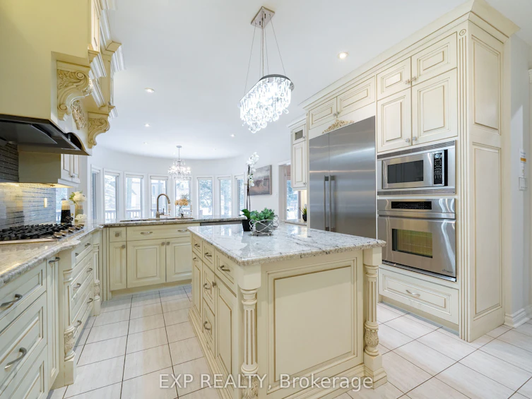 10 Edmund Crescent, Richmond Hill, ON, L4B 2X9 - 17