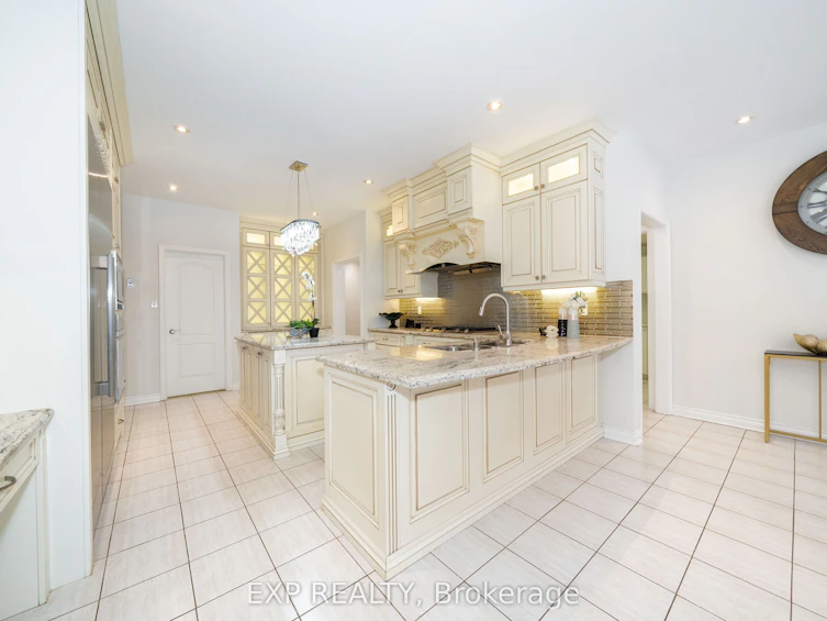10 Edmund Crescent, Richmond Hill, ON, L4B 2X9 - 19
