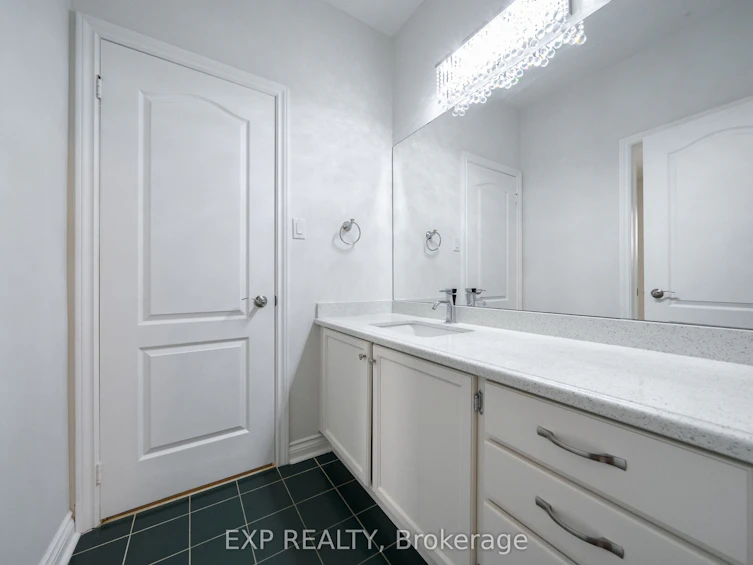 10 Edmund Crescent, Richmond Hill, ON, L4B 2X9 - 38