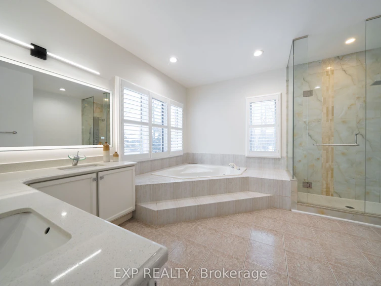 10 Edmund Crescent, Richmond Hill, ON, L4B 2X9 - 28