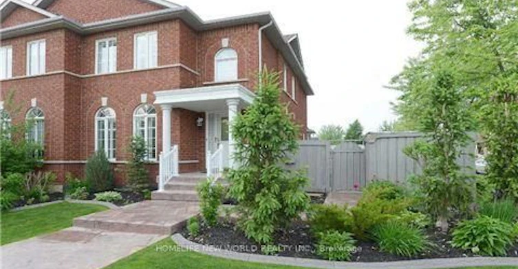 100 Castle Park Boulevard, Vaughan, ON, L4H 2R7 - 2