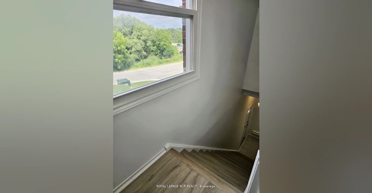217-2 Orchard Heights Boulevard, Aurora, ON, L4G 3W3 - 2