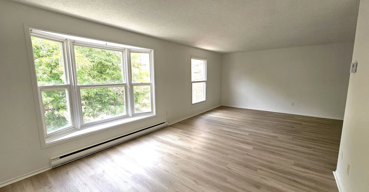 217-2 Orchard Heights Boulevard, Aurora, ON, L4G 3W3 - 6