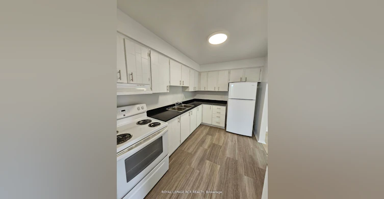 217-2 Orchard Heights Boulevard, Aurora, ON, L4G 3W3 - 13