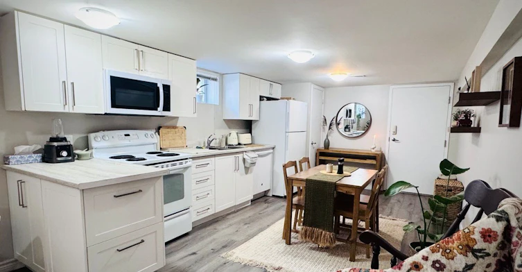 Bsmt#1-253 Alsace Road, Richmond Hill, ON, L4C 2W9 - 3