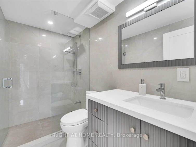 703-5 Weldrick Road W, Richmond Hill, ON, L4C 8S9 - 20