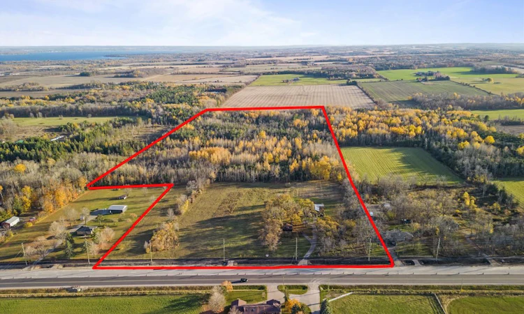 1703 Innisfil Beach Road