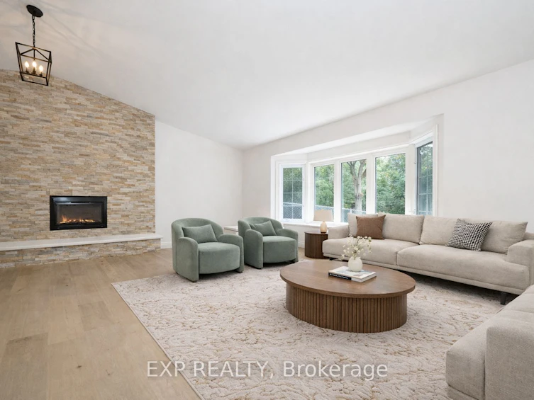 12056 Leslie Street, Richmond Hill, ON, L4E 3R5 - 11