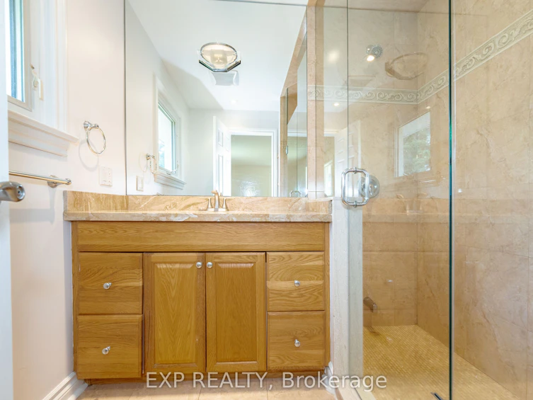 12056 Leslie Street, Richmond Hill, ON, L4E 3R5 - 23