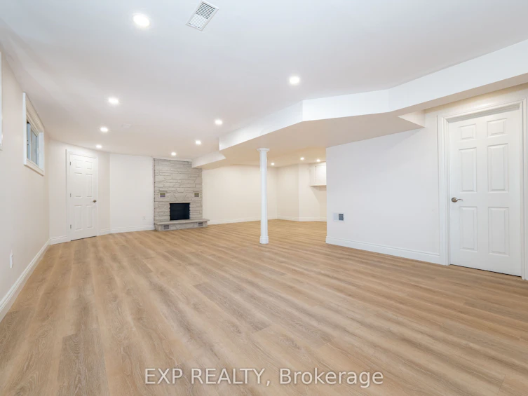 12056 Leslie Street, Richmond Hill, ON, L4E 3R5 - 30