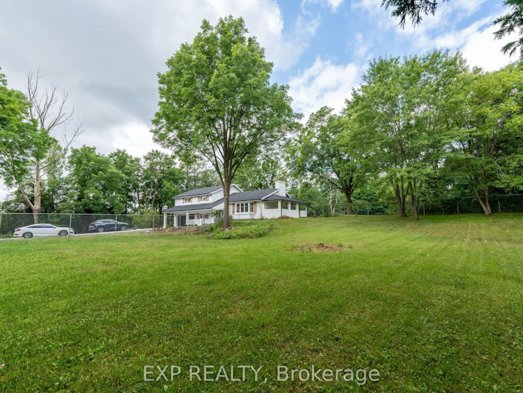 12056 Leslie Street, Richmond Hill, ON, L4E 3R5 - 36