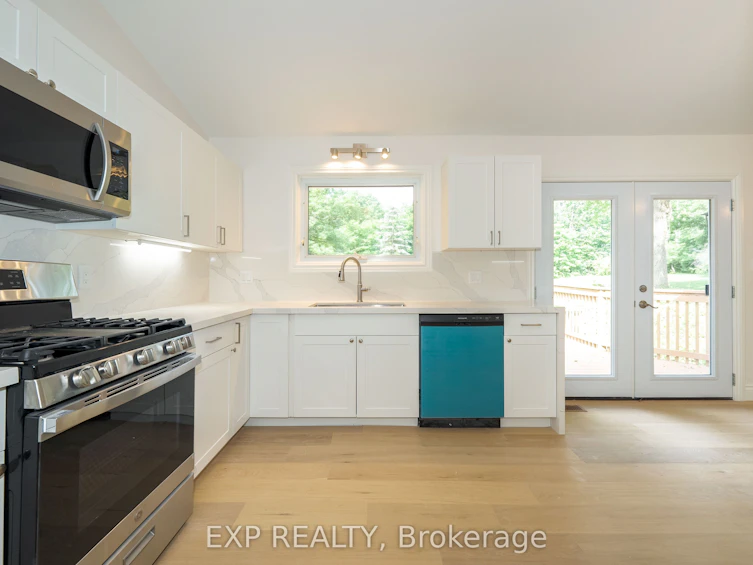 12056 Leslie Street, Richmond Hill, ON, L4E 3R5 - 18
