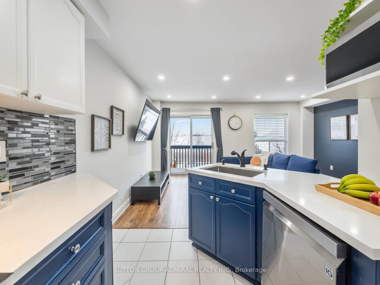 81 Parktree Drive, Vaughan, ON, L6A 2N6 - 6