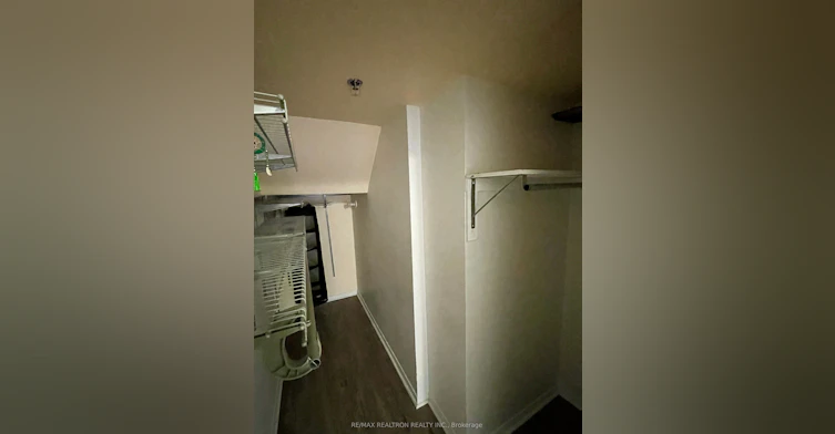 821-75 Weldrick Road, Richmond Hill, ON, L4C 0H9 - 17