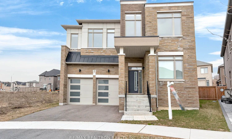 28 Tipp Drive