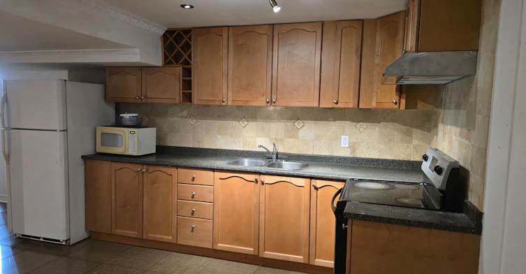 84 Chasser Drive, Markham, ON, L6E 1S7 - 4