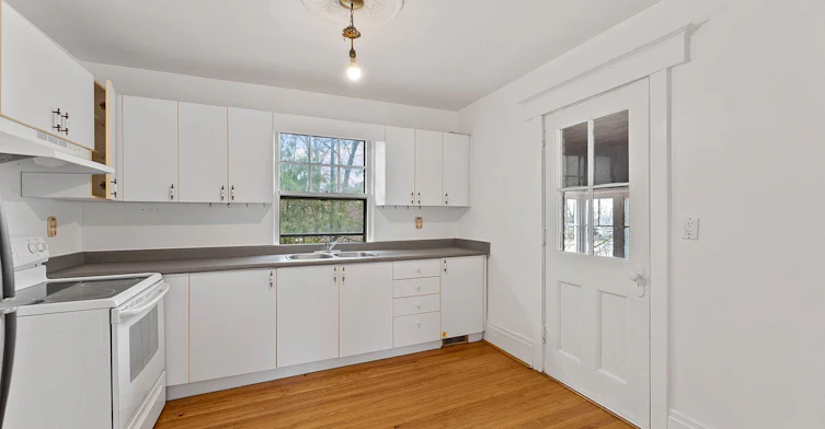 Upper-36 Arnold Crescent, Richmond Hill, ON, L4C 3R5 - 13