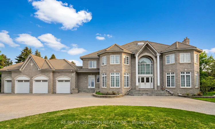 23 Kensington Drive