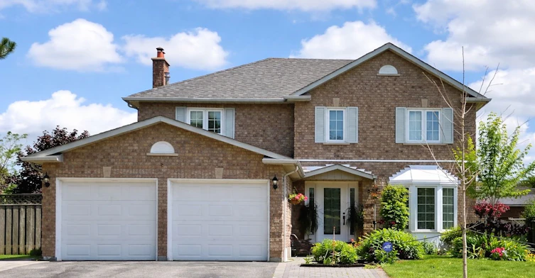 691 Shanahan Boulevard, Newmarket, ON, L3X 1P8