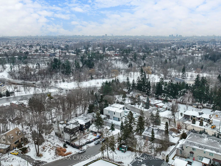 8204 Islington Avenue, Vaughan, ON, L4L 1W8 - 32