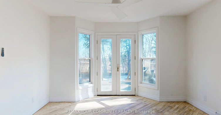 4219 Stouffville Road, Whitchurch-Stouffville, ON, L4A 3X5 - 3