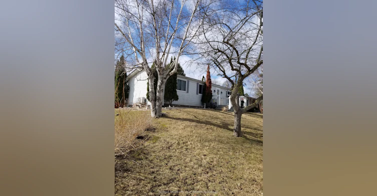 A-11A Park Crescent, New Tecumseth, ON, L0G 1W0 - 3