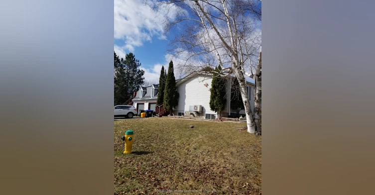 A-11A Park Crescent, New Tecumseth, ON, L0G 1W0 - 2