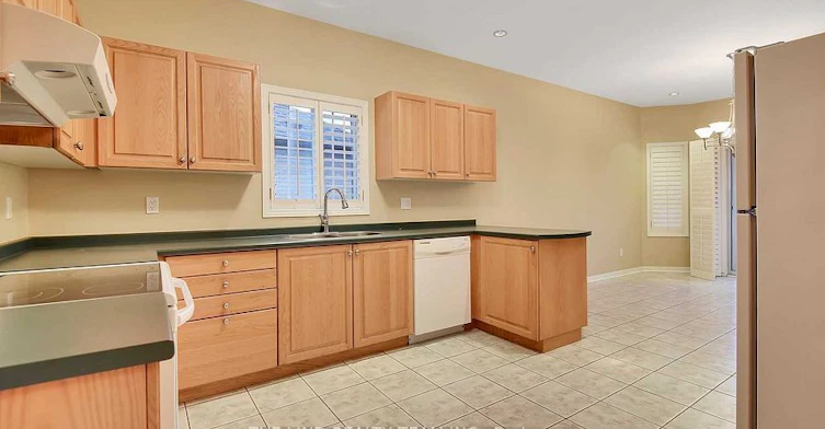 238 Deerglen Terrace, Aurora, ON, L4G 6Y6 - 5