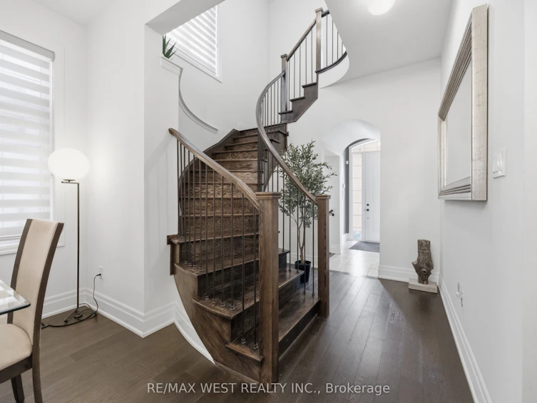 497 Kleinburg Summit Way, Vaughan, ON, L4H 4T5 - 4