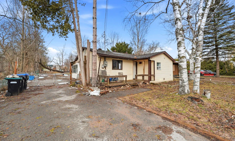 2038 St Johns Road