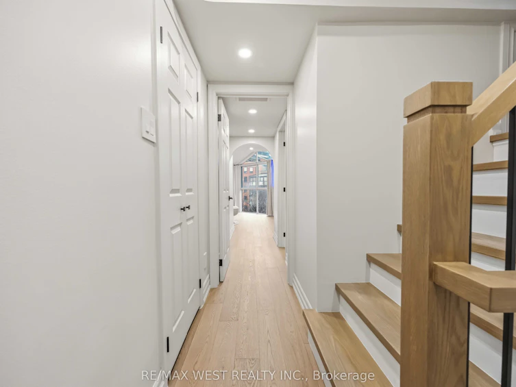 TH #10-100 Arbors Lane, Vaughan, ON, L4L 7G4 - 16